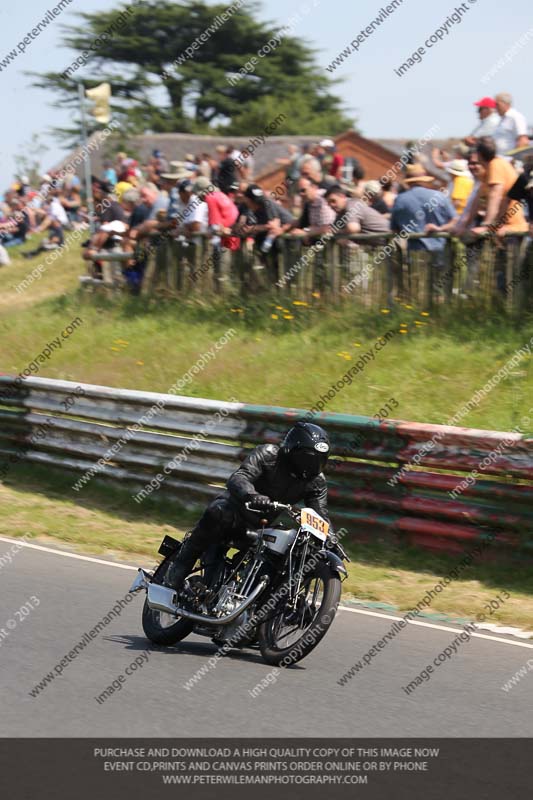 Vintage motorcycle club;eventdigitalimages;mallory park;mallory park trackday photographs;no limits trackdays;peter wileman photography;trackday digital images;trackday photos;vmcc festival 1000 bikes photographs