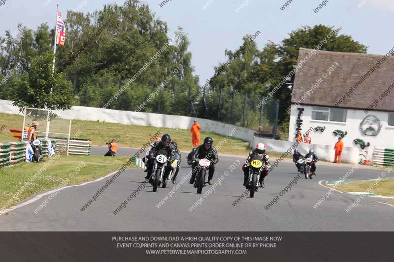 Vintage motorcycle club;eventdigitalimages;mallory park;mallory park trackday photographs;no limits trackdays;peter wileman photography;trackday digital images;trackday photos;vmcc festival 1000 bikes photographs