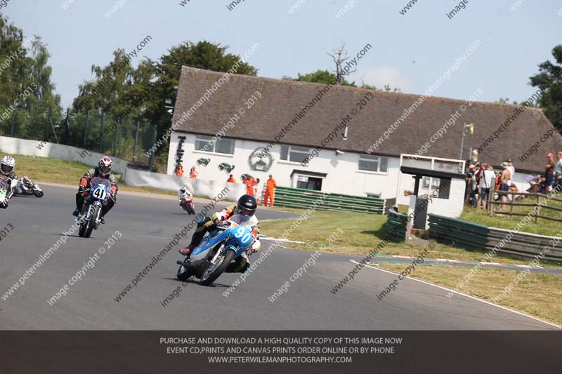 Vintage motorcycle club;eventdigitalimages;mallory park;mallory park trackday photographs;no limits trackdays;peter wileman photography;trackday digital images;trackday photos;vmcc festival 1000 bikes photographs