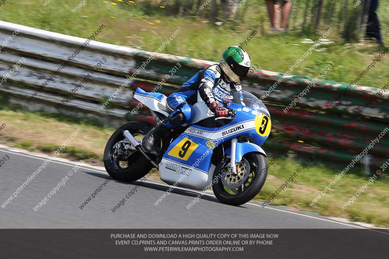 Vintage motorcycle club;eventdigitalimages;mallory park;mallory park trackday photographs;no limits trackdays;peter wileman photography;trackday digital images;trackday photos;vmcc festival 1000 bikes photographs