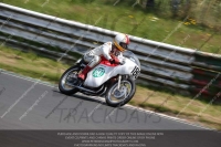 Vintage-motorcycle-club;eventdigitalimages;mallory-park;mallory-park-trackday-photographs;no-limits-trackdays;peter-wileman-photography;trackday-digital-images;trackday-photos;vmcc-festival-1000-bikes-photographs