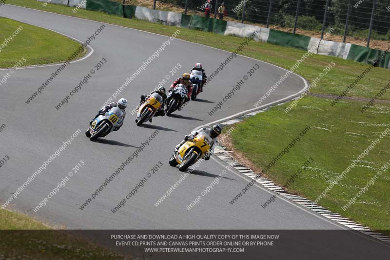 Vintage motorcycle club;eventdigitalimages;mallory park;mallory park trackday photographs;no limits trackdays;peter wileman photography;trackday digital images;trackday photos;vmcc festival 1000 bikes photographs