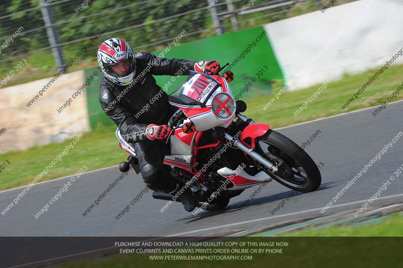 Vintage motorcycle club;eventdigitalimages;mallory park;mallory park trackday photographs;no limits trackdays;peter wileman photography;trackday digital images;trackday photos;vmcc festival 1000 bikes photographs