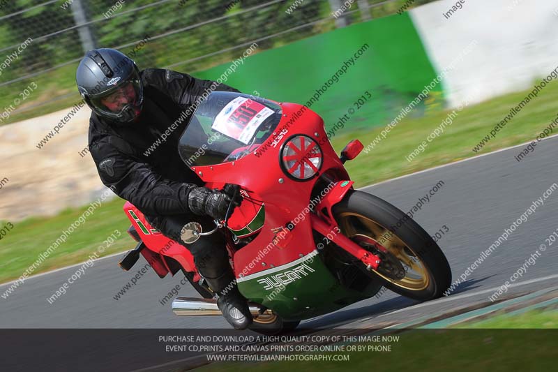 Vintage motorcycle club;eventdigitalimages;mallory park;mallory park trackday photographs;no limits trackdays;peter wileman photography;trackday digital images;trackday photos;vmcc festival 1000 bikes photographs