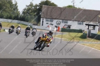 Vintage-motorcycle-club;eventdigitalimages;mallory-park;mallory-park-trackday-photographs;no-limits-trackdays;peter-wileman-photography;trackday-digital-images;trackday-photos;vmcc-festival-1000-bikes-photographs