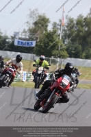 Vintage-motorcycle-club;eventdigitalimages;mallory-park;mallory-park-trackday-photographs;no-limits-trackdays;peter-wileman-photography;trackday-digital-images;trackday-photos;vmcc-festival-1000-bikes-photographs