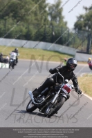 Vintage-motorcycle-club;eventdigitalimages;mallory-park;mallory-park-trackday-photographs;no-limits-trackdays;peter-wileman-photography;trackday-digital-images;trackday-photos;vmcc-festival-1000-bikes-photographs