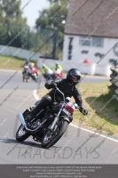 Vintage-motorcycle-club;eventdigitalimages;mallory-park;mallory-park-trackday-photographs;no-limits-trackdays;peter-wileman-photography;trackday-digital-images;trackday-photos;vmcc-festival-1000-bikes-photographs