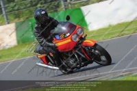 Vintage-motorcycle-club;eventdigitalimages;mallory-park;mallory-park-trackday-photographs;no-limits-trackdays;peter-wileman-photography;trackday-digital-images;trackday-photos;vmcc-festival-1000-bikes-photographs