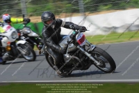 Vintage-motorcycle-club;eventdigitalimages;mallory-park;mallory-park-trackday-photographs;no-limits-trackdays;peter-wileman-photography;trackday-digital-images;trackday-photos;vmcc-festival-1000-bikes-photographs