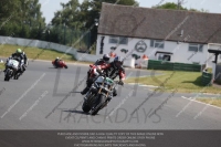 Vintage-motorcycle-club;eventdigitalimages;mallory-park;mallory-park-trackday-photographs;no-limits-trackdays;peter-wileman-photography;trackday-digital-images;trackday-photos;vmcc-festival-1000-bikes-photographs