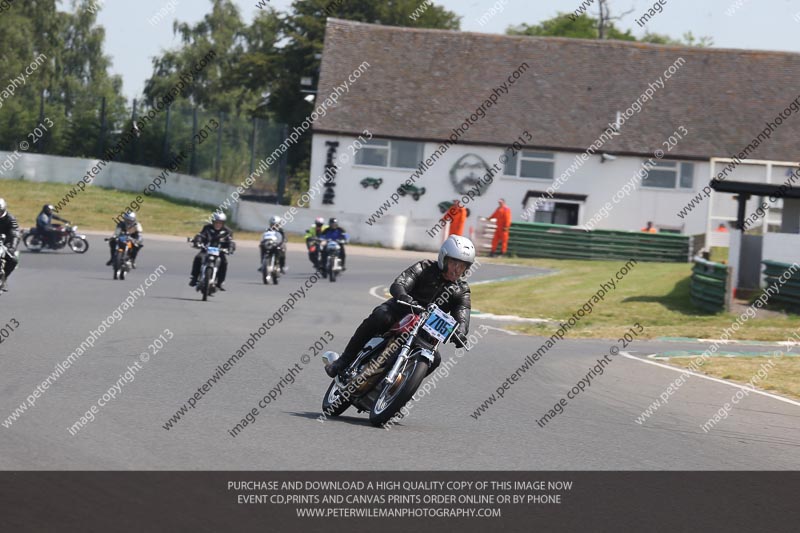 Vintage motorcycle club;eventdigitalimages;mallory park;mallory park trackday photographs;no limits trackdays;peter wileman photography;trackday digital images;trackday photos;vmcc festival 1000 bikes photographs