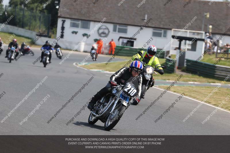 Vintage motorcycle club;eventdigitalimages;mallory park;mallory park trackday photographs;no limits trackdays;peter wileman photography;trackday digital images;trackday photos;vmcc festival 1000 bikes photographs