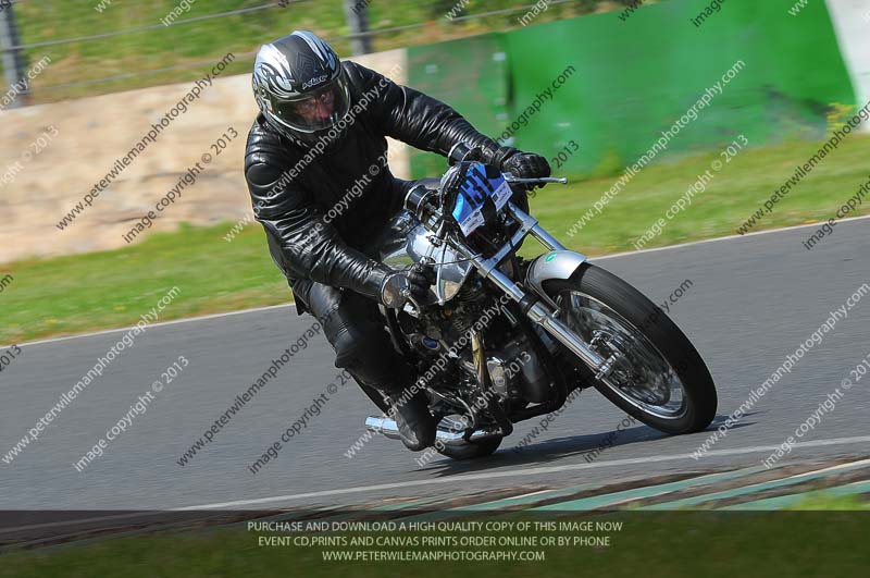 Vintage motorcycle club;eventdigitalimages;mallory park;mallory park trackday photographs;no limits trackdays;peter wileman photography;trackday digital images;trackday photos;vmcc festival 1000 bikes photographs