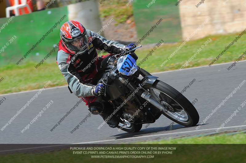 Vintage motorcycle club;eventdigitalimages;mallory park;mallory park trackday photographs;no limits trackdays;peter wileman photography;trackday digital images;trackday photos;vmcc festival 1000 bikes photographs