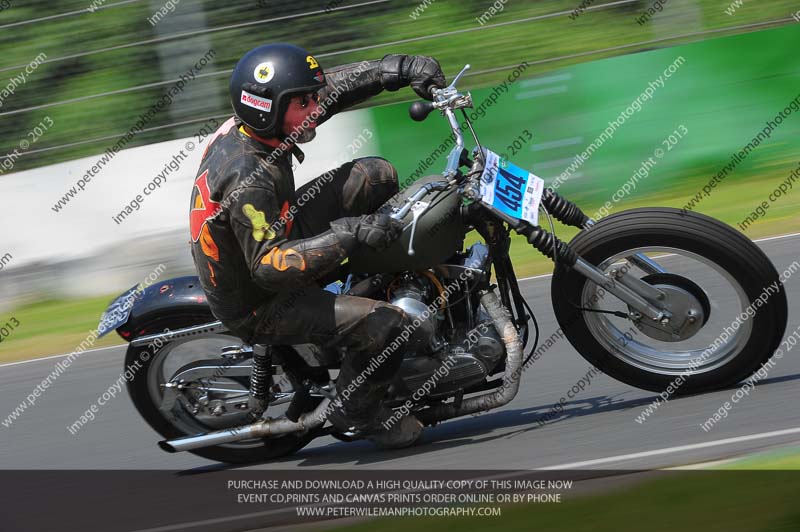 Vintage motorcycle club;eventdigitalimages;mallory park;mallory park trackday photographs;no limits trackdays;peter wileman photography;trackday digital images;trackday photos;vmcc festival 1000 bikes photographs