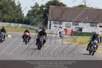 Vintage-motorcycle-club;eventdigitalimages;mallory-park;mallory-park-trackday-photographs;no-limits-trackdays;peter-wileman-photography;trackday-digital-images;trackday-photos;vmcc-festival-1000-bikes-photographs