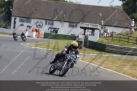 Vintage-motorcycle-club;eventdigitalimages;mallory-park;mallory-park-trackday-photographs;no-limits-trackdays;peter-wileman-photography;trackday-digital-images;trackday-photos;vmcc-festival-1000-bikes-photographs