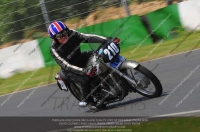 Vintage-motorcycle-club;eventdigitalimages;mallory-park;mallory-park-trackday-photographs;no-limits-trackdays;peter-wileman-photography;trackday-digital-images;trackday-photos;vmcc-festival-1000-bikes-photographs