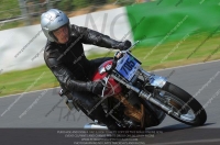 Vintage-motorcycle-club;eventdigitalimages;mallory-park;mallory-park-trackday-photographs;no-limits-trackdays;peter-wileman-photography;trackday-digital-images;trackday-photos;vmcc-festival-1000-bikes-photographs