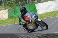 Vintage-motorcycle-club;eventdigitalimages;mallory-park;mallory-park-trackday-photographs;no-limits-trackdays;peter-wileman-photography;trackday-digital-images;trackday-photos;vmcc-festival-1000-bikes-photographs