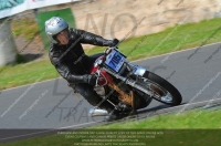 Vintage-motorcycle-club;eventdigitalimages;mallory-park;mallory-park-trackday-photographs;no-limits-trackdays;peter-wileman-photography;trackday-digital-images;trackday-photos;vmcc-festival-1000-bikes-photographs