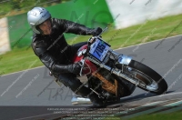 Vintage-motorcycle-club;eventdigitalimages;mallory-park;mallory-park-trackday-photographs;no-limits-trackdays;peter-wileman-photography;trackday-digital-images;trackday-photos;vmcc-festival-1000-bikes-photographs