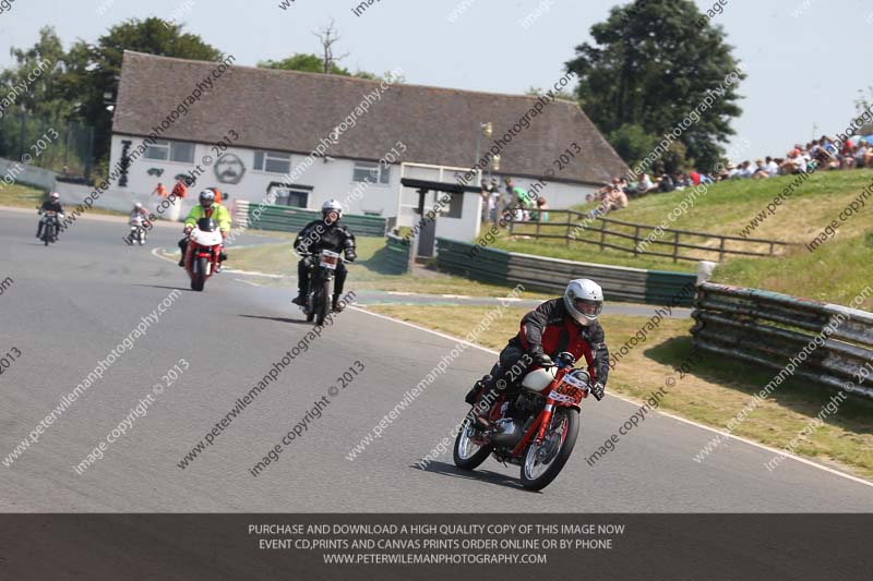 Vintage motorcycle club;eventdigitalimages;mallory park;mallory park trackday photographs;no limits trackdays;peter wileman photography;trackday digital images;trackday photos;vmcc festival 1000 bikes photographs