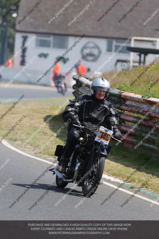 Vintage motorcycle club;eventdigitalimages;mallory park;mallory park trackday photographs;no limits trackdays;peter wileman photography;trackday digital images;trackday photos;vmcc festival 1000 bikes photographs