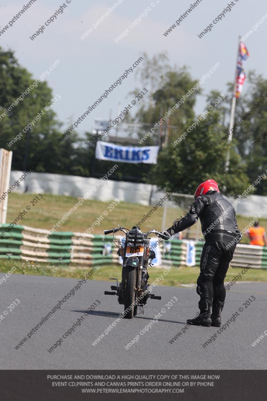 Vintage motorcycle club;eventdigitalimages;mallory park;mallory park trackday photographs;no limits trackdays;peter wileman photography;trackday digital images;trackday photos;vmcc festival 1000 bikes photographs