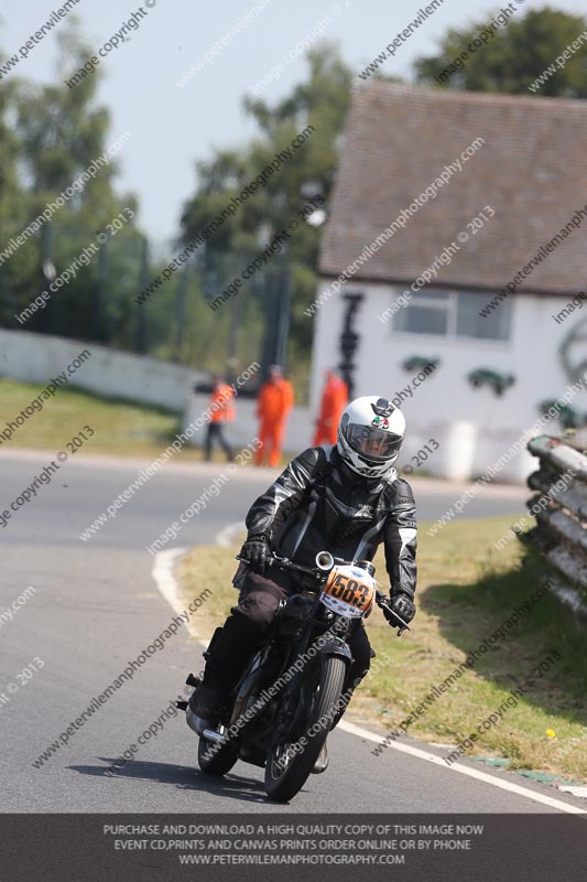 Vintage motorcycle club;eventdigitalimages;mallory park;mallory park trackday photographs;no limits trackdays;peter wileman photography;trackday digital images;trackday photos;vmcc festival 1000 bikes photographs