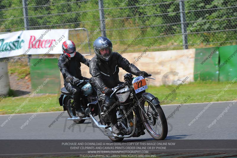 Vintage motorcycle club;eventdigitalimages;mallory park;mallory park trackday photographs;no limits trackdays;peter wileman photography;trackday digital images;trackday photos;vmcc festival 1000 bikes photographs