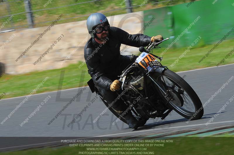 Vintage motorcycle club;eventdigitalimages;mallory park;mallory park trackday photographs;no limits trackdays;peter wileman photography;trackday digital images;trackday photos;vmcc festival 1000 bikes photographs