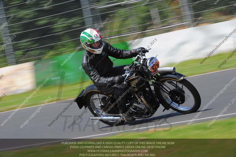 Vintage motorcycle club;eventdigitalimages;mallory park;mallory park trackday photographs;no limits trackdays;peter wileman photography;trackday digital images;trackday photos;vmcc festival 1000 bikes photographs