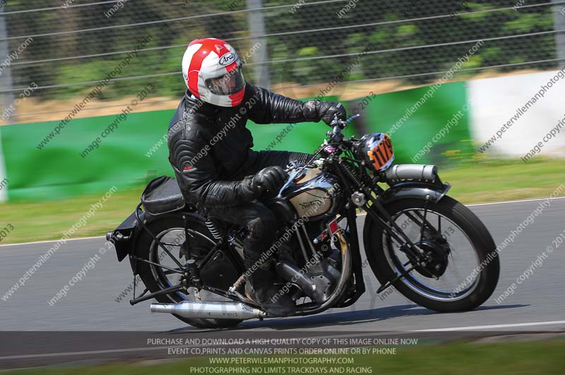 Vintage motorcycle club;eventdigitalimages;mallory park;mallory park trackday photographs;no limits trackdays;peter wileman photography;trackday digital images;trackday photos;vmcc festival 1000 bikes photographs