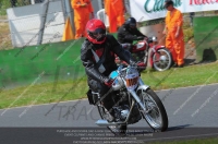 Vintage-motorcycle-club;eventdigitalimages;mallory-park;mallory-park-trackday-photographs;no-limits-trackdays;peter-wileman-photography;trackday-digital-images;trackday-photos;vmcc-festival-1000-bikes-photographs