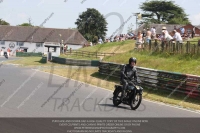 Vintage-motorcycle-club;eventdigitalimages;mallory-park;mallory-park-trackday-photographs;no-limits-trackdays;peter-wileman-photography;trackday-digital-images;trackday-photos;vmcc-festival-1000-bikes-photographs