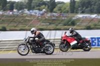 Vintage-motorcycle-club;eventdigitalimages;mallory-park;mallory-park-trackday-photographs;no-limits-trackdays;peter-wileman-photography;trackday-digital-images;trackday-photos;vmcc-festival-1000-bikes-photographs