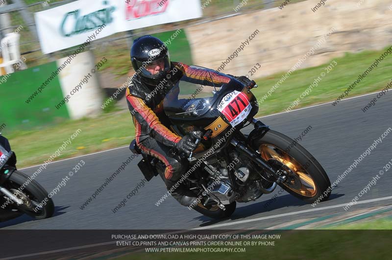 Vintage motorcycle club;eventdigitalimages;mallory park;mallory park trackday photographs;no limits trackdays;peter wileman photography;trackday digital images;trackday photos;vmcc festival 1000 bikes photographs