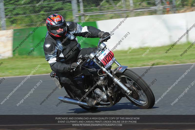 Vintage motorcycle club;eventdigitalimages;mallory park;mallory park trackday photographs;no limits trackdays;peter wileman photography;trackday digital images;trackday photos;vmcc festival 1000 bikes photographs