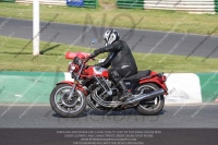 Vintage-motorcycle-club;eventdigitalimages;mallory-park;mallory-park-trackday-photographs;no-limits-trackdays;peter-wileman-photography;trackday-digital-images;trackday-photos;vmcc-festival-1000-bikes-photographs