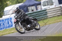 Vintage-motorcycle-club;eventdigitalimages;mallory-park;mallory-park-trackday-photographs;no-limits-trackdays;peter-wileman-photography;trackday-digital-images;trackday-photos;vmcc-festival-1000-bikes-photographs