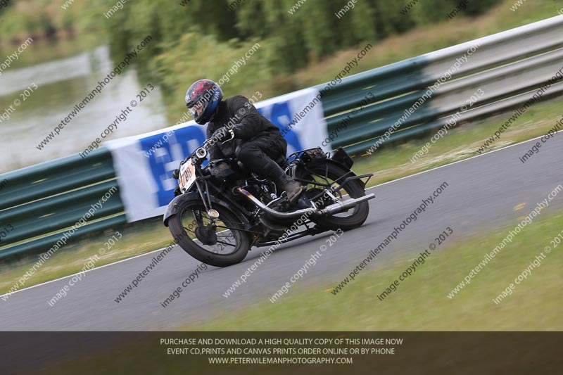 Vintage motorcycle club;eventdigitalimages;mallory park;mallory park trackday photographs;no limits trackdays;peter wileman photography;trackday digital images;trackday photos;vmcc festival 1000 bikes photographs