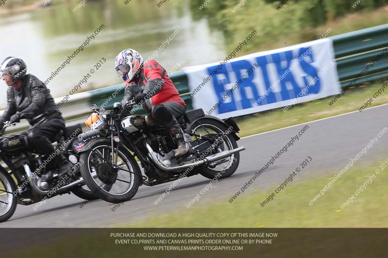 Vintage motorcycle club;eventdigitalimages;mallory park;mallory park trackday photographs;no limits trackdays;peter wileman photography;trackday digital images;trackday photos;vmcc festival 1000 bikes photographs