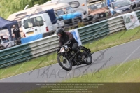 Vintage-motorcycle-club;eventdigitalimages;mallory-park;mallory-park-trackday-photographs;no-limits-trackdays;peter-wileman-photography;trackday-digital-images;trackday-photos;vmcc-festival-1000-bikes-photographs