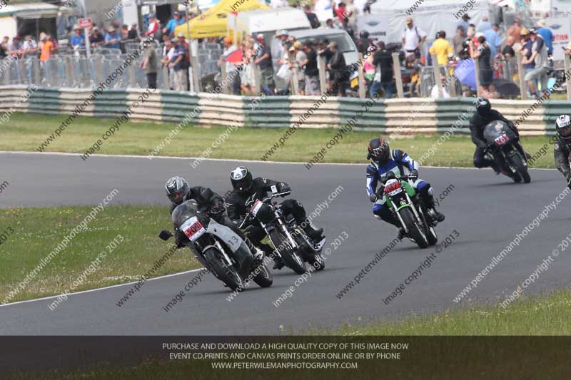 Vintage motorcycle club;eventdigitalimages;mallory park;mallory park trackday photographs;no limits trackdays;peter wileman photography;trackday digital images;trackday photos;vmcc festival 1000 bikes photographs