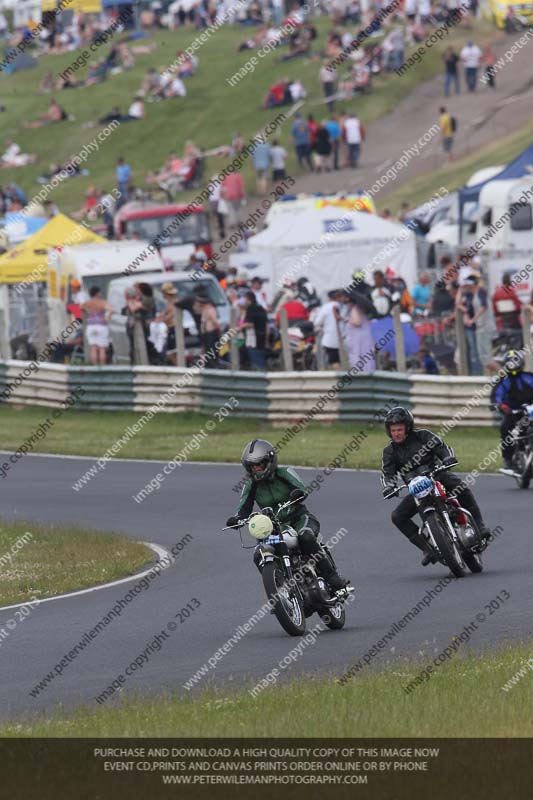 Vintage motorcycle club;eventdigitalimages;mallory park;mallory park trackday photographs;no limits trackdays;peter wileman photography;trackday digital images;trackday photos;vmcc festival 1000 bikes photographs