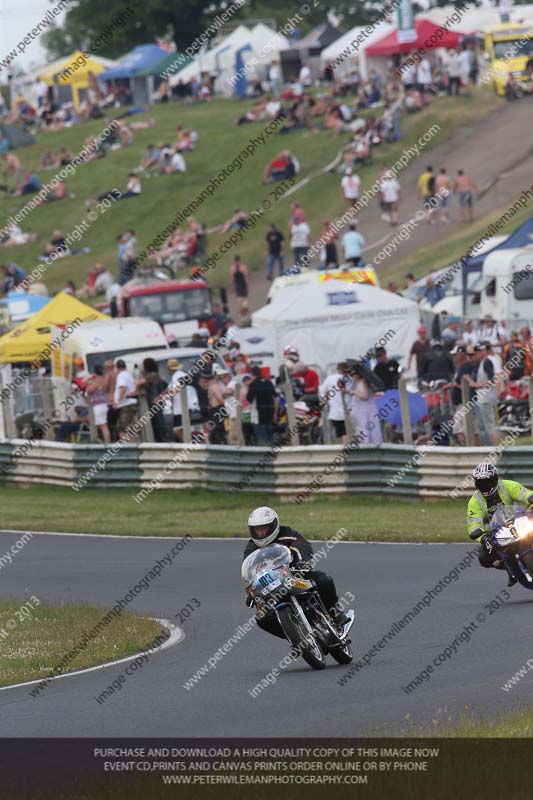 Vintage motorcycle club;eventdigitalimages;mallory park;mallory park trackday photographs;no limits trackdays;peter wileman photography;trackday digital images;trackday photos;vmcc festival 1000 bikes photographs