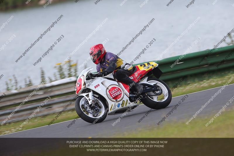 Vintage motorcycle club;eventdigitalimages;mallory park;mallory park trackday photographs;no limits trackdays;peter wileman photography;trackday digital images;trackday photos;vmcc festival 1000 bikes photographs