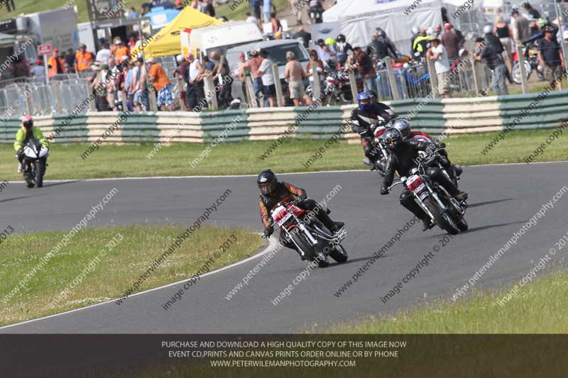 Vintage motorcycle club;eventdigitalimages;mallory park;mallory park trackday photographs;no limits trackdays;peter wileman photography;trackday digital images;trackday photos;vmcc festival 1000 bikes photographs